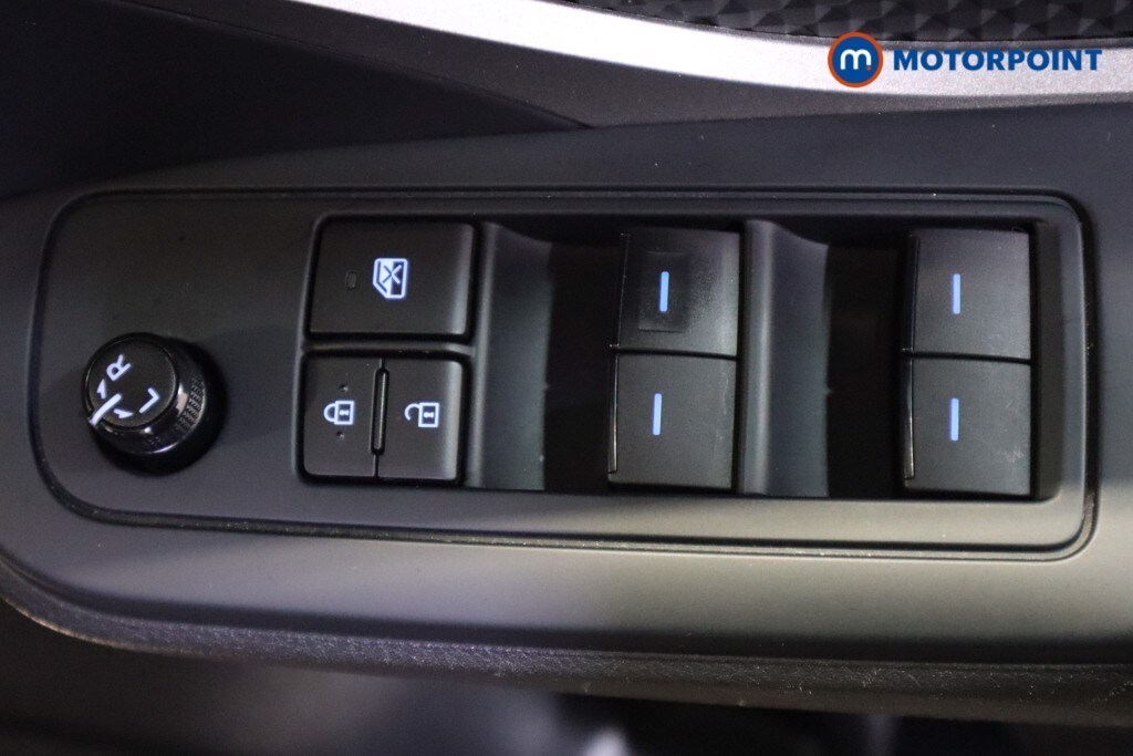 Used Toyota C-HR 2023 for sale - 77516696: Photo 23