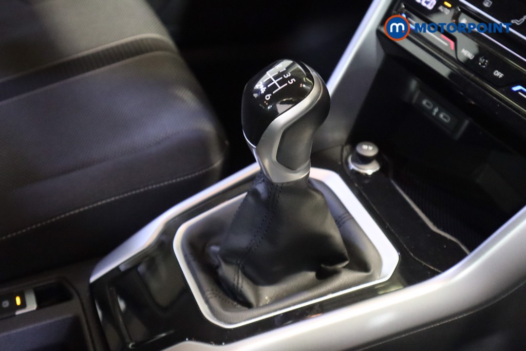 Used Volkswagen T-Roc 2023 for sale - 77718875: Photo 13