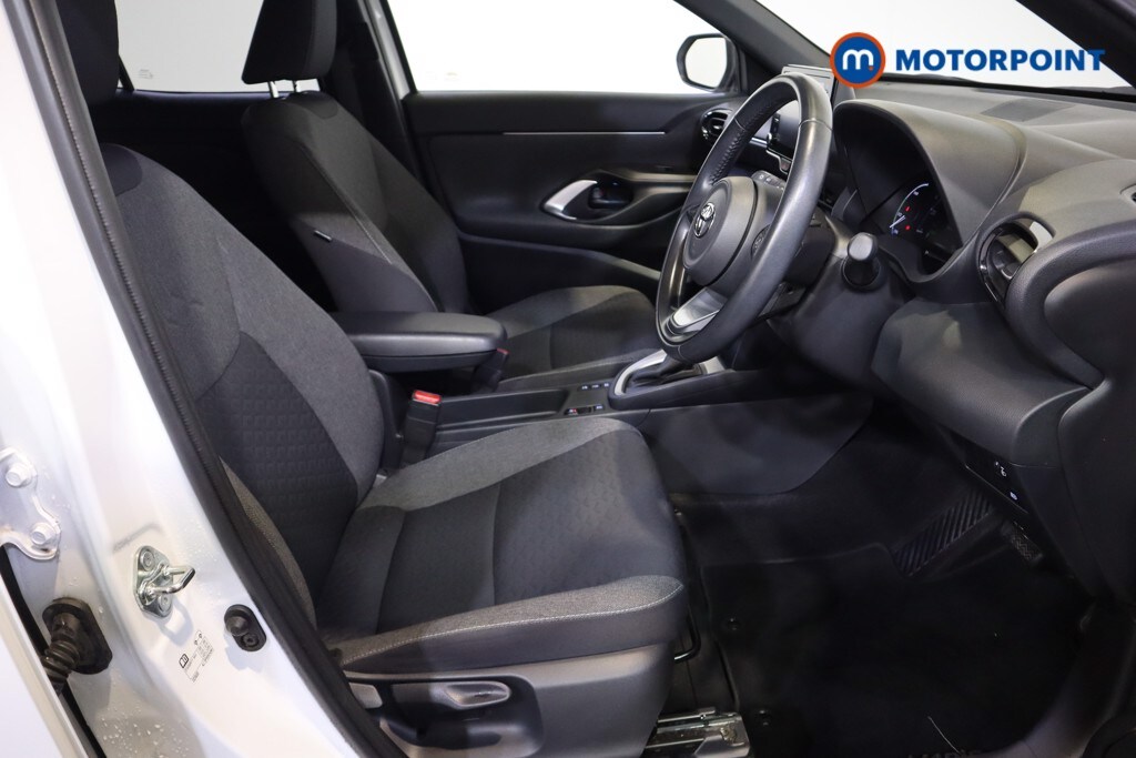 Used Toyota Yaris Cross 2022 for sale - 76255543: Photo 14