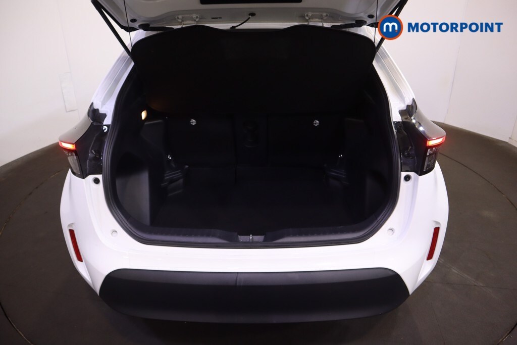 Used Toyota Yaris Cross 2022 for sale - 76255543: Photo 16