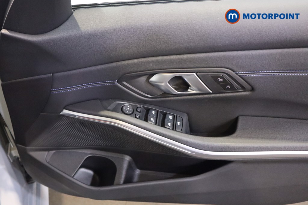 Used BMW 3 Series 2024 for sale - 76636854: Photo 18