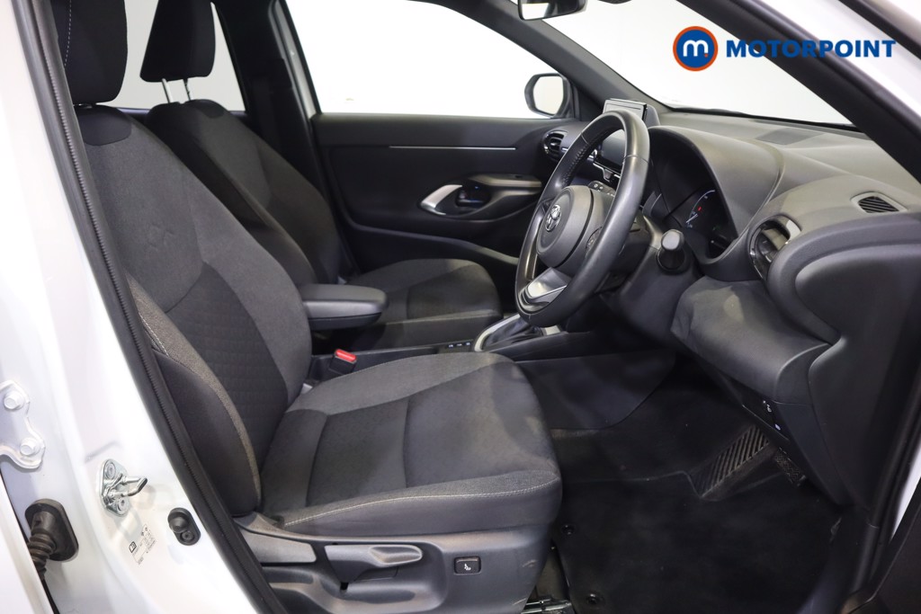 Used Toyota Yaris Cross 2023 for sale - 77601497: Photo 14