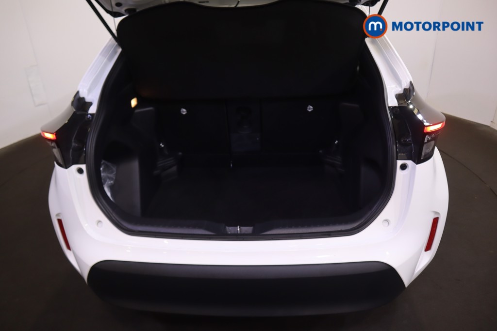 Used Toyota Yaris Cross 2023 for sale - 77601497: Photo 16