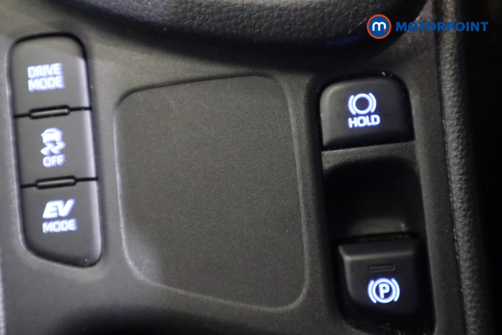 Used Toyota Yaris Cross 2023 for sale - 77601497: Photo 30