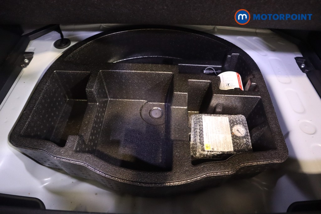 Used Toyota Yaris Cross 2023 for sale - 77601497: Photo 35