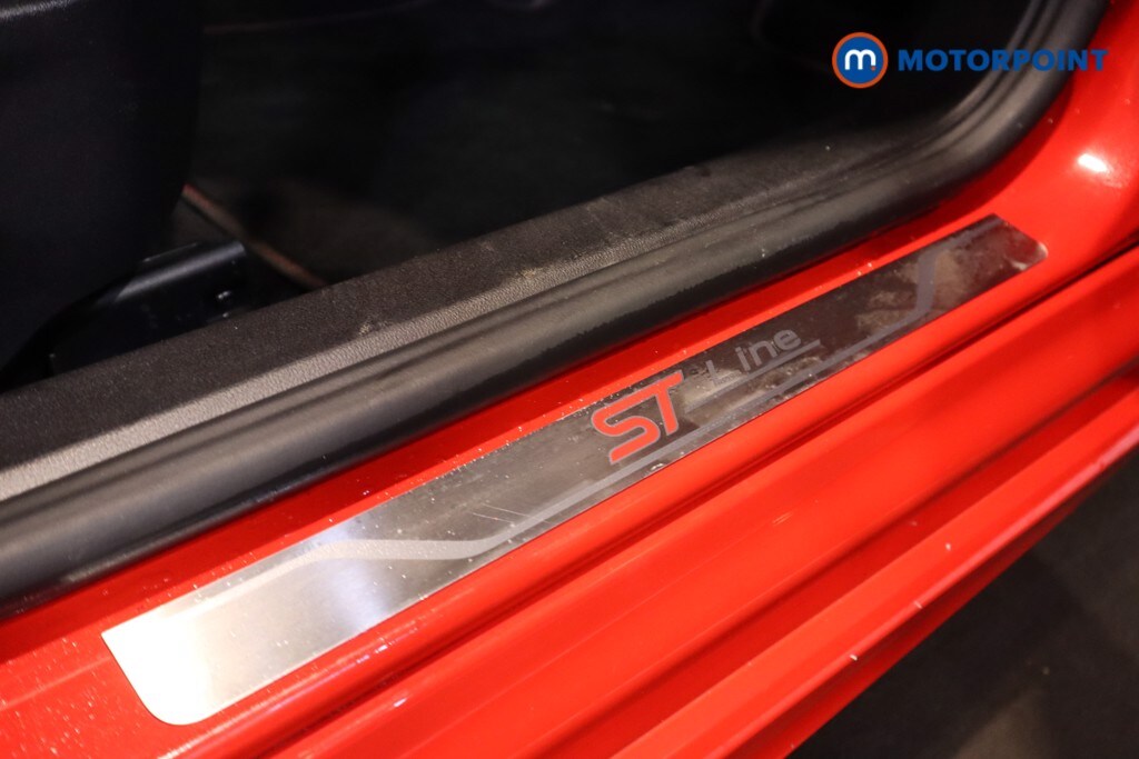 Used Ford Focus 2023 for sale - 76949234: Photo 15