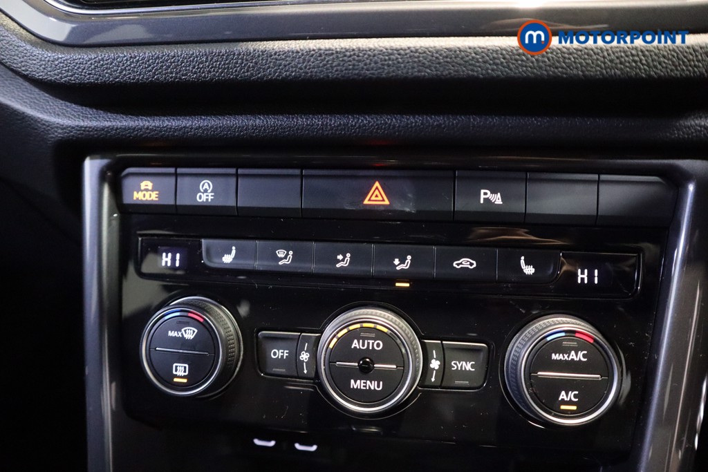 Used Volkswagen T-Roc 2021 for sale - 76628443: Photo 11