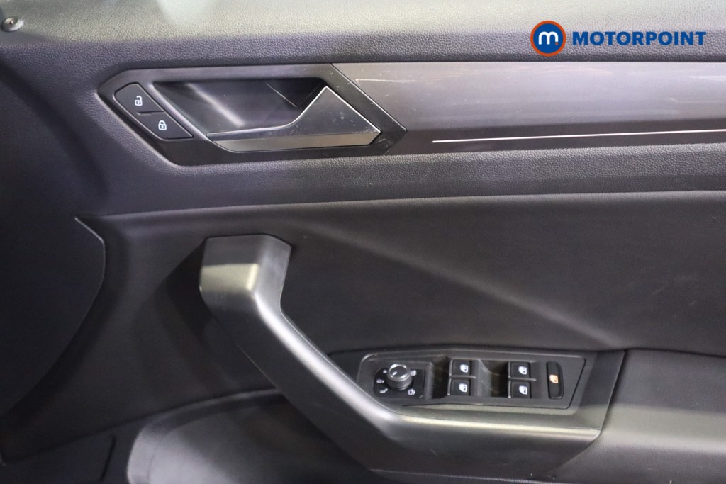 Used Volkswagen T-Roc 2021 for sale - 76628443: Photo 14