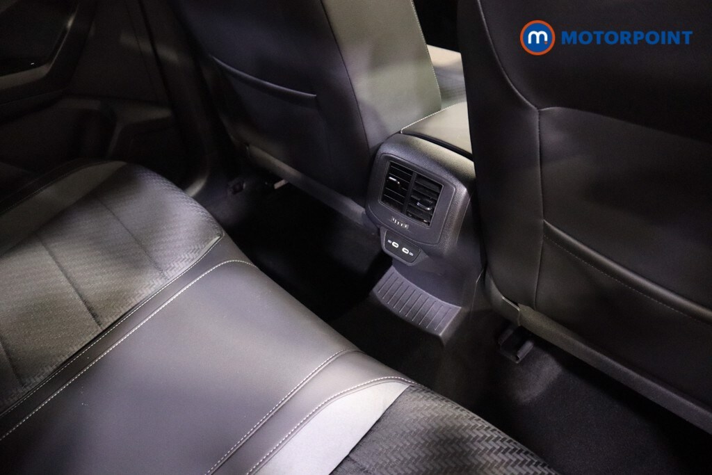 Used Volkswagen T-Roc 2021 for sale - 76628443: Photo 18