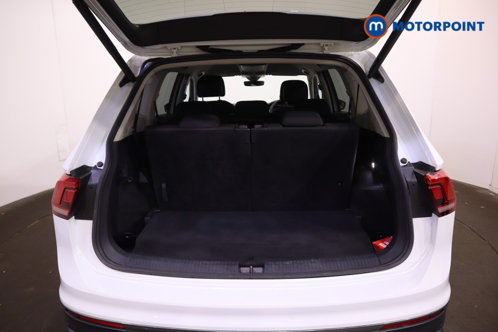 Used Volkswagen Tiguan Allspace 2023 for sale - 77607729: Photo 30