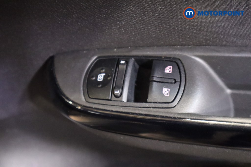 Used Vauxhall Corsa 2016 for sale - 77593003: Photo 19