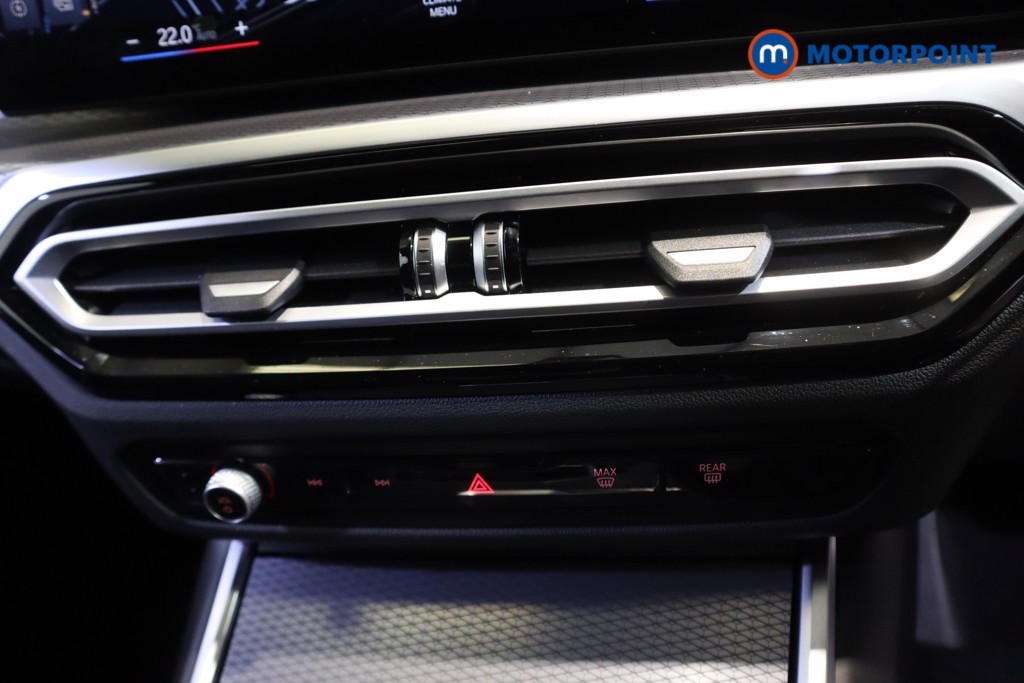 Used BMW 3 Series 2024 for sale - 77199163: Photo 13