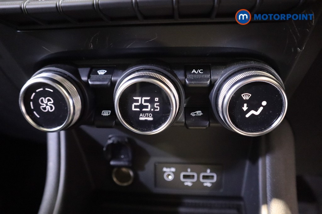 Used Renault Captur 2021 for sale - 77462868: Photo 14