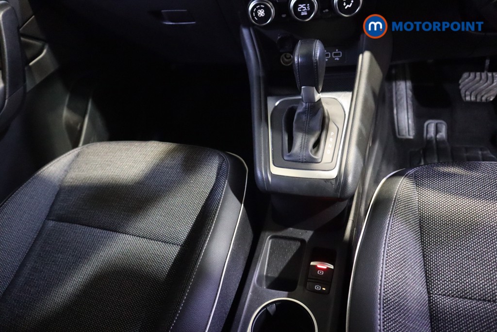 Used Renault Captur 2021 for sale - 77462868: Photo 15