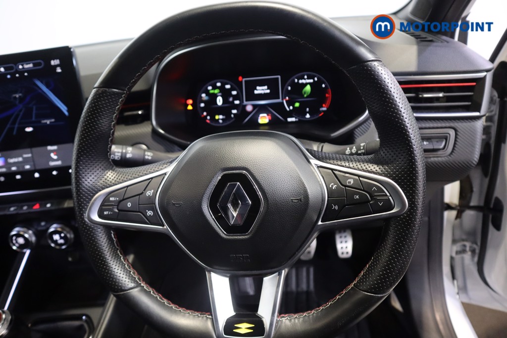 Used Renault Clio 2023 for sale - 76782637: Photo 11