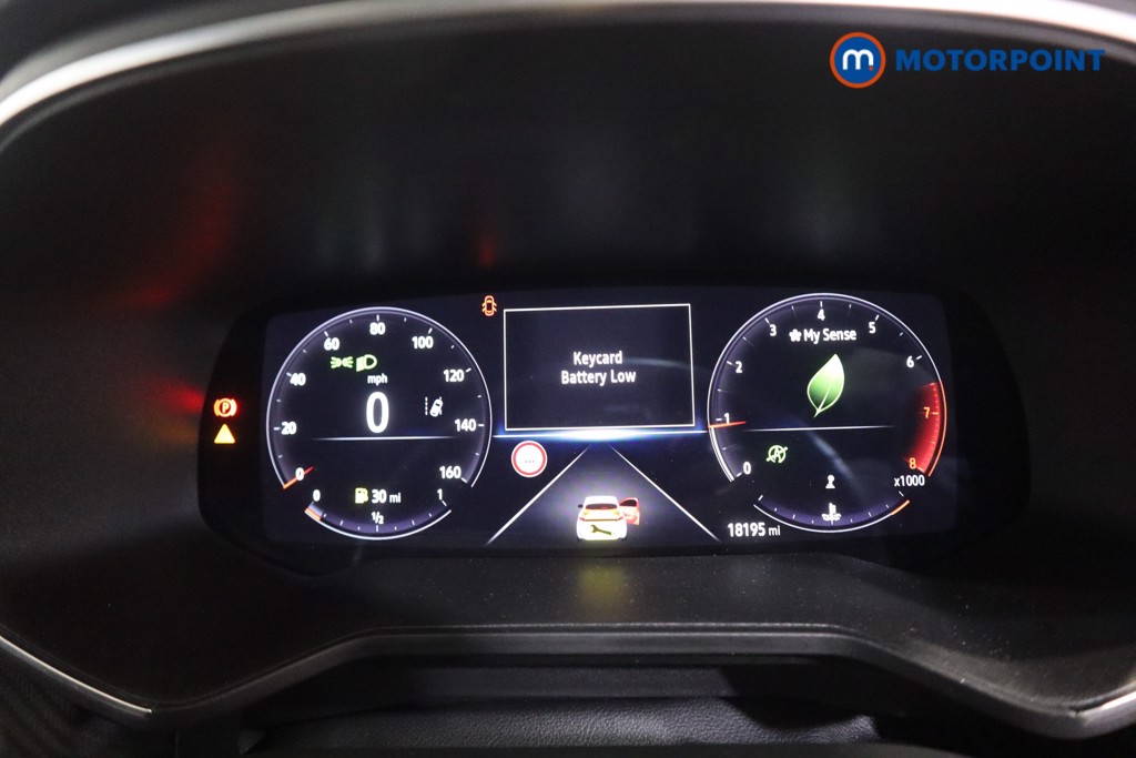 Used Renault Clio 2023 for sale - 76782637: Photo 12