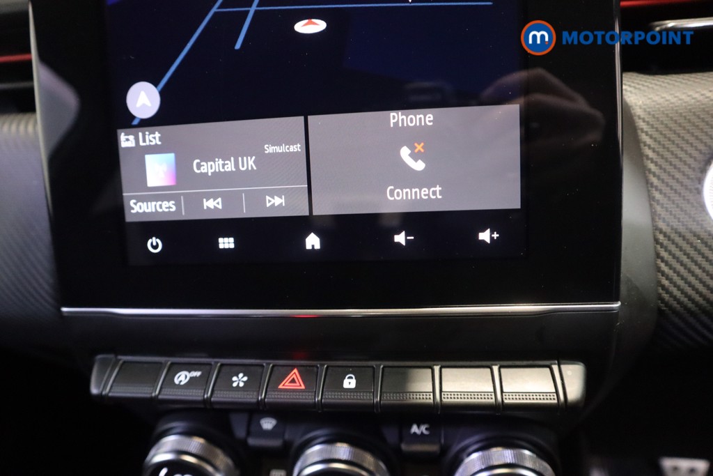 Used Renault Clio 2023 for sale - 76782637: Photo 13