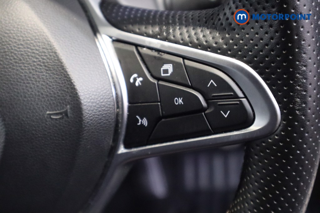 Used Renault Clio 2023 for sale - 76782637: Photo 22