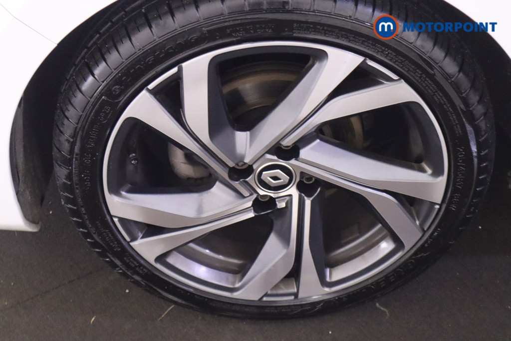 Used Renault Clio 2023 for sale - 76782637: Photo 32