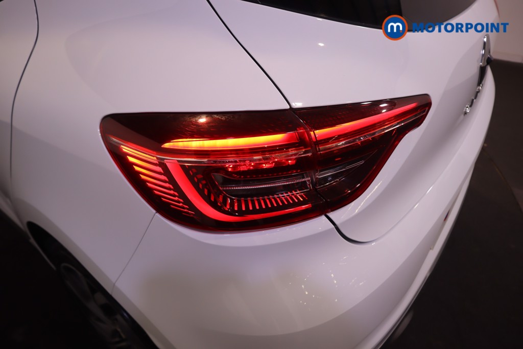 Used Renault Clio 2023 for sale - 76782637: Photo 38