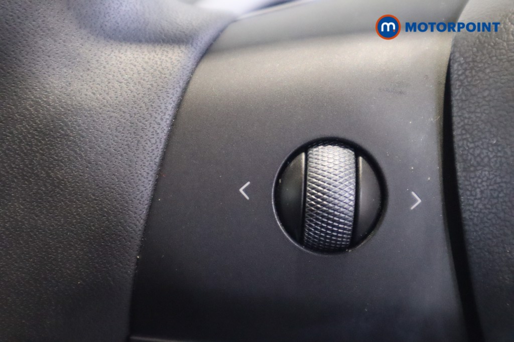 Used Tesla Model Y 2023 for sale - 77901947: Photo 26