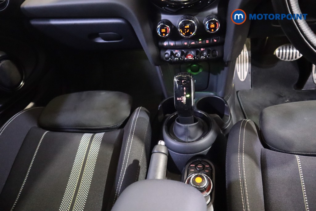 Used MINI Hatch 2019 for sale - 76889979: Photo 15