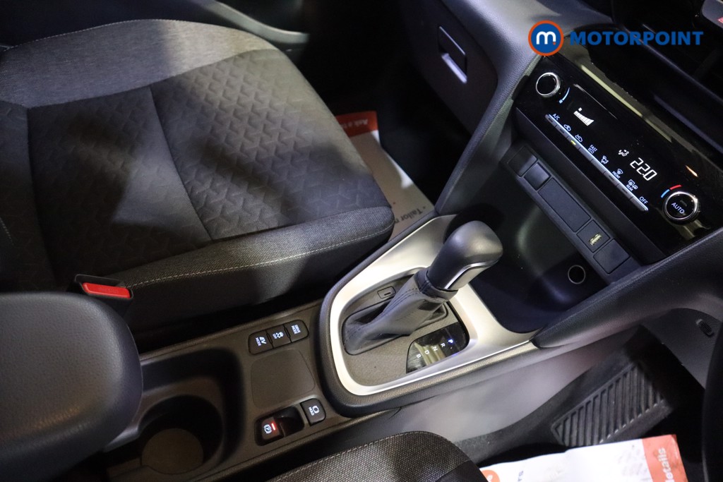 Used Toyota Yaris Cross 2023 for sale - 76184715: Photo 15