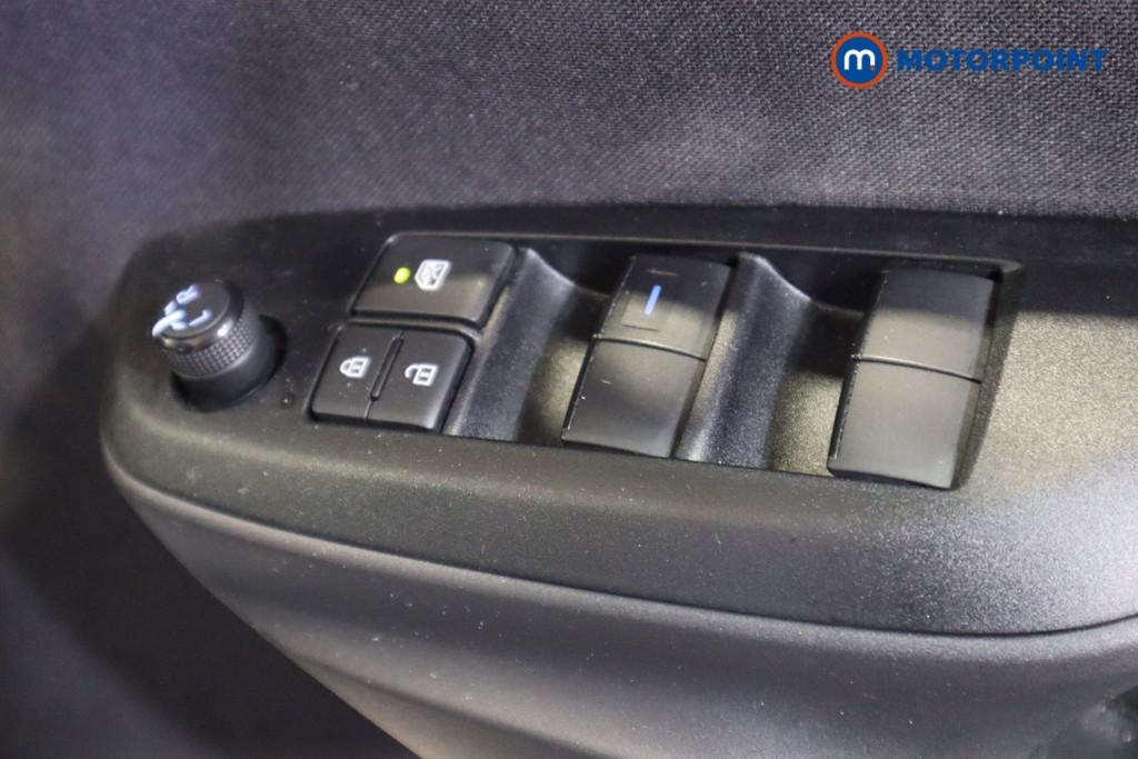 Used Toyota Yaris Cross 2023 for sale - 76184715: Photo 18