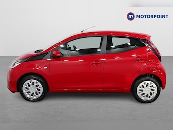 Used Toyota AYGO 2020 for sale - 76374539: Photo