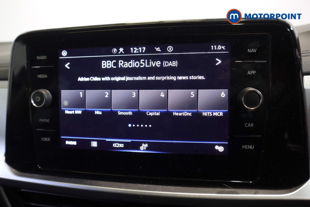 Used Volkswagen T-Roc 2023 for sale - 76653608: Photo 10