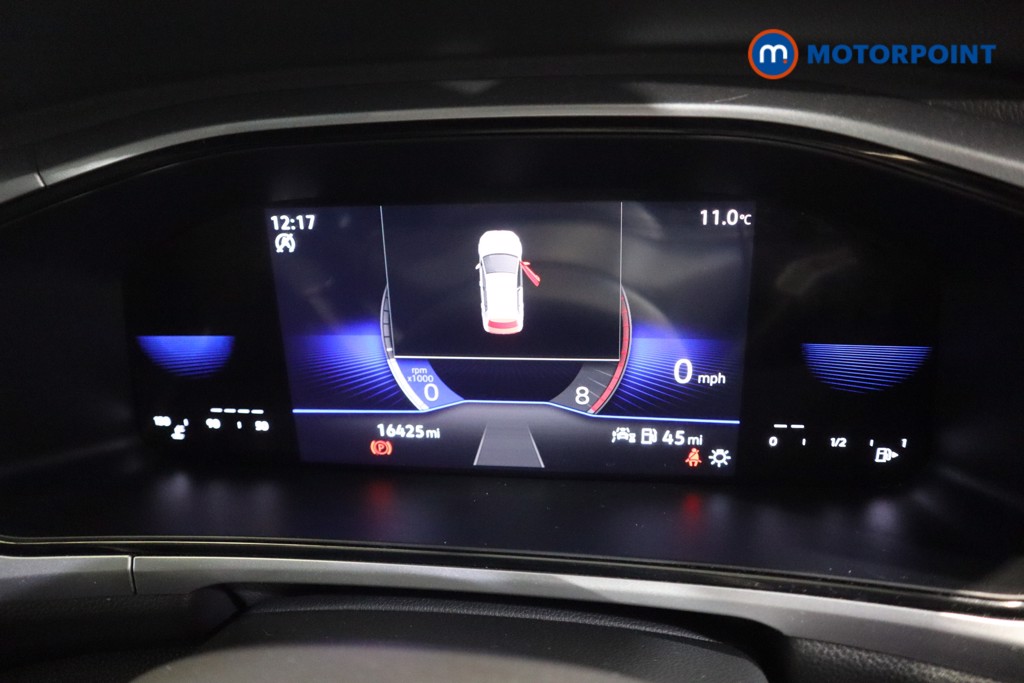 Used Volkswagen T-Roc 2023 for sale - 76653608: Photo 12