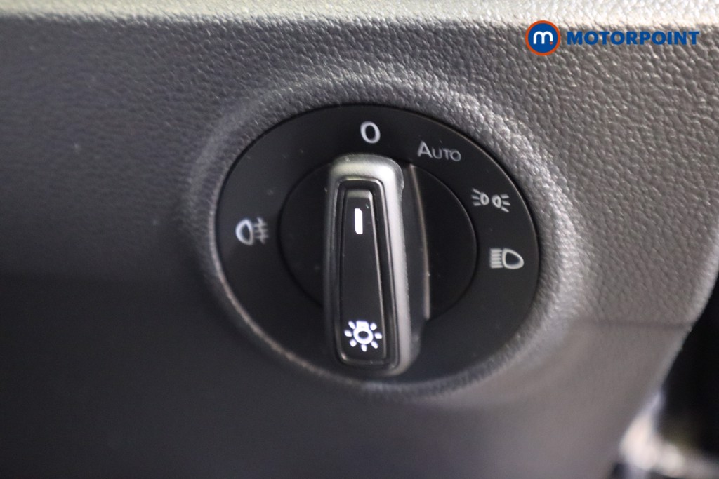 Used Volkswagen T-Roc 2023 for sale - 76653608: Photo 20