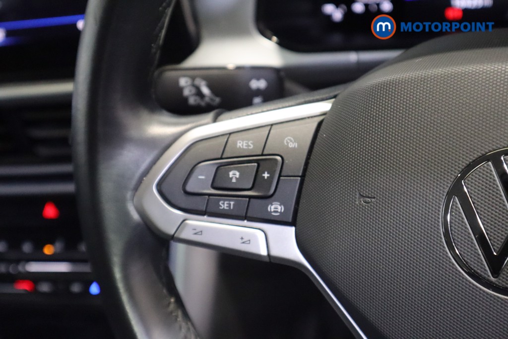 Used Volkswagen T-Roc 2023 for sale - 76653608: Photo 23