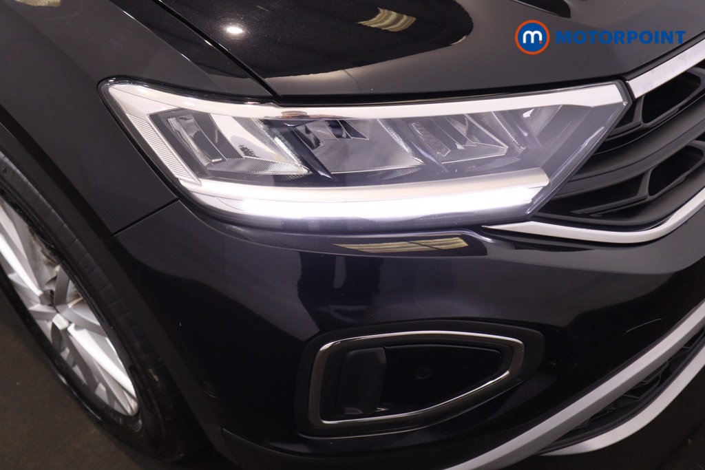 Used Volkswagen T-Roc 2023 for sale - 76653608: Photo 32