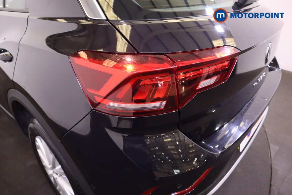 Used Volkswagen T-Roc 2023 for sale - 76653608: Photo 35