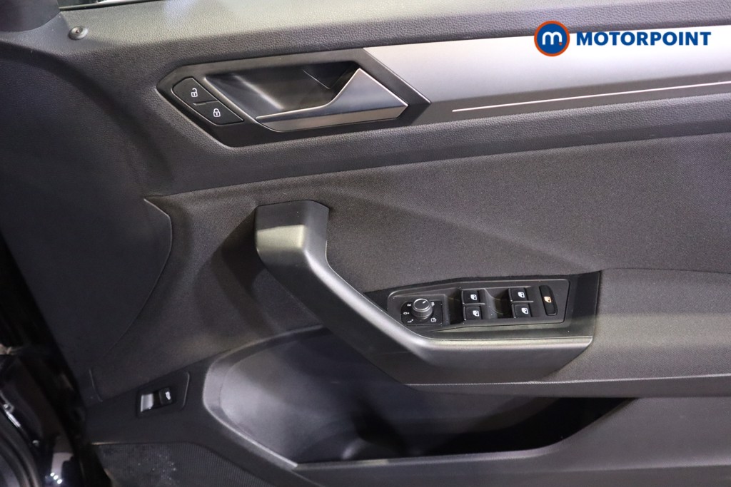 Used Volkswagen T-Roc 2021 for sale - 76739056: Photo 17