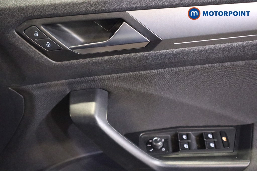 Used Volkswagen T-Roc 2021 for sale - 76739056: Photo 18