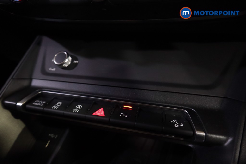 Used Audi Q3 2023 for sale - 76933928: Photo 30