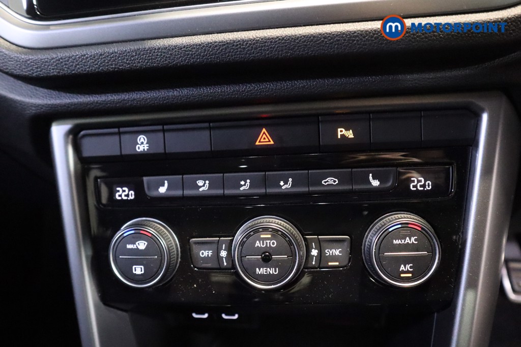 Used Volkswagen T-Roc 2021 for sale - 77180154: Photo 13