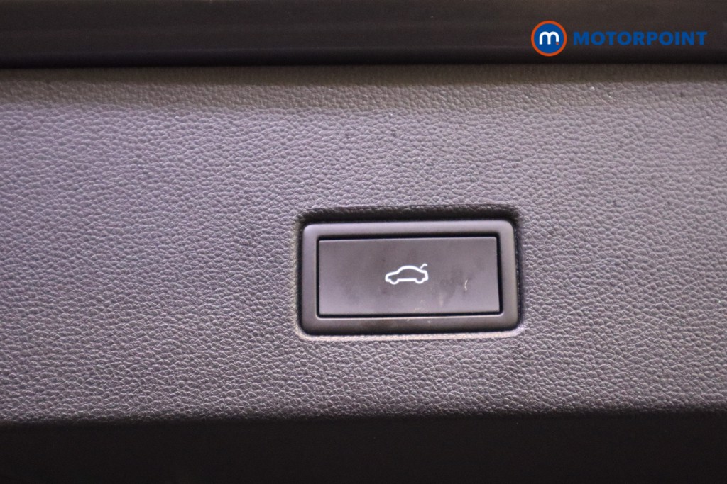 Used Volkswagen T-Roc 2021 for sale - 77180154: Photo 29