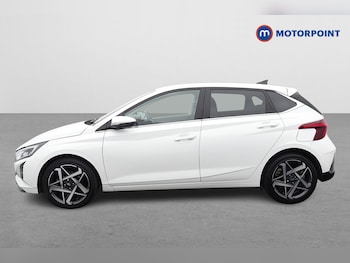 Used Hyundai i20 2025 for sale - 77674918: Photo