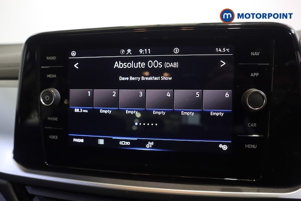 Used Volkswagen T-Roc 2022 for sale - 76184606: Photo 10