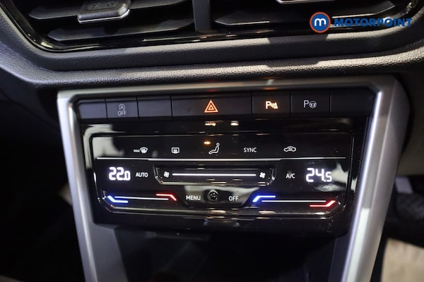 Used Volkswagen T-Roc 2022 for sale - 76184606: Photo 13