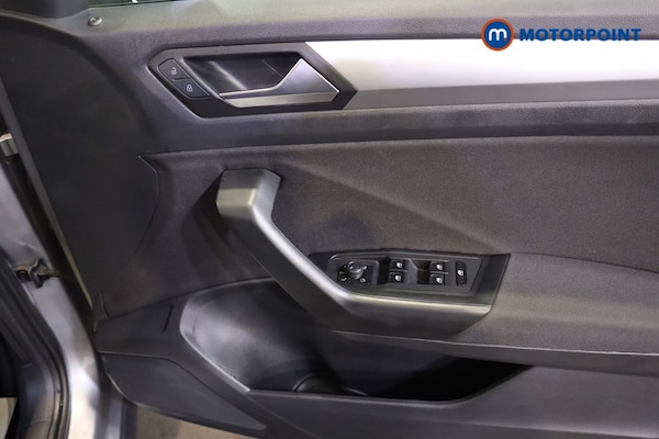 Used Volkswagen T-Roc 2022 for sale - 76184606: Photo 16