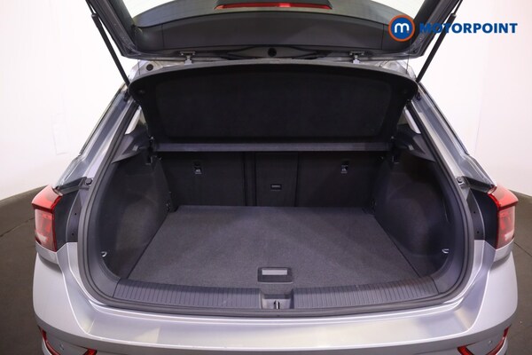 Used Volkswagen T-Roc 2022 for sale - 76184606: Photo 28