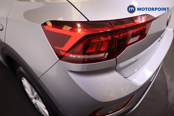 Used Volkswagen T-Roc 2022 for sale - 76184606: Photo 35