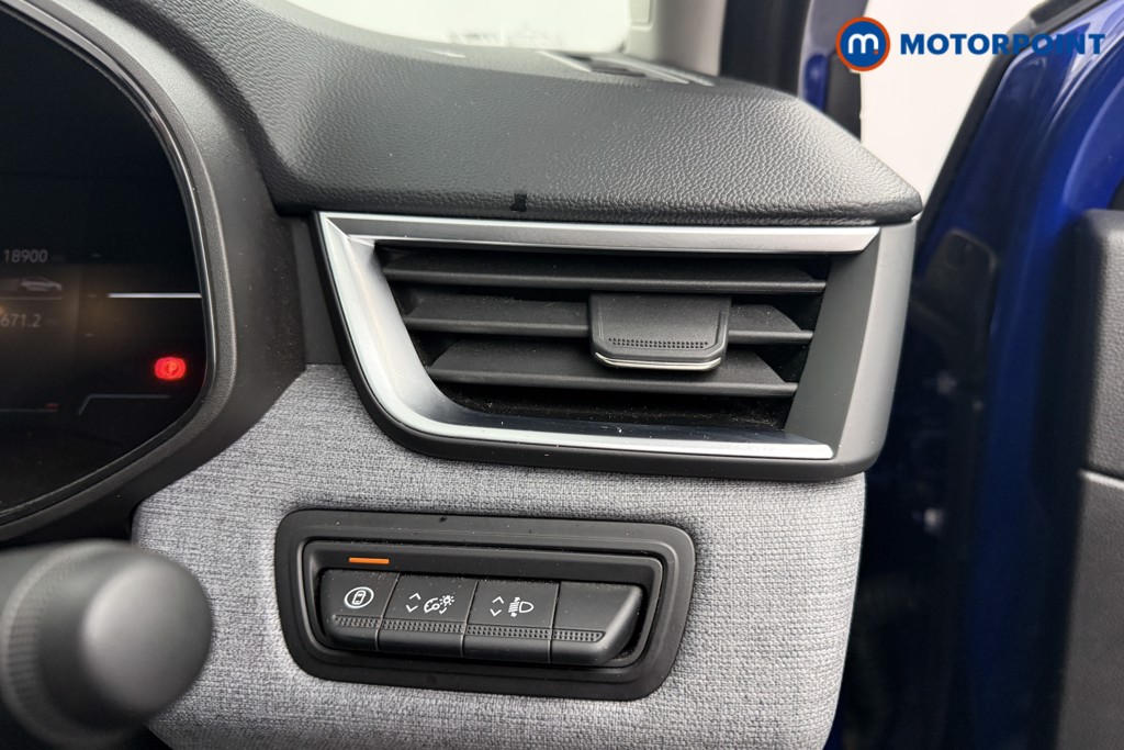 Used Renault Clio 2024 for sale - 77404116: Photo 26