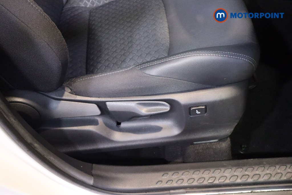 Used Toyota C-HR 2022 for sale - 76453091: Photo 25