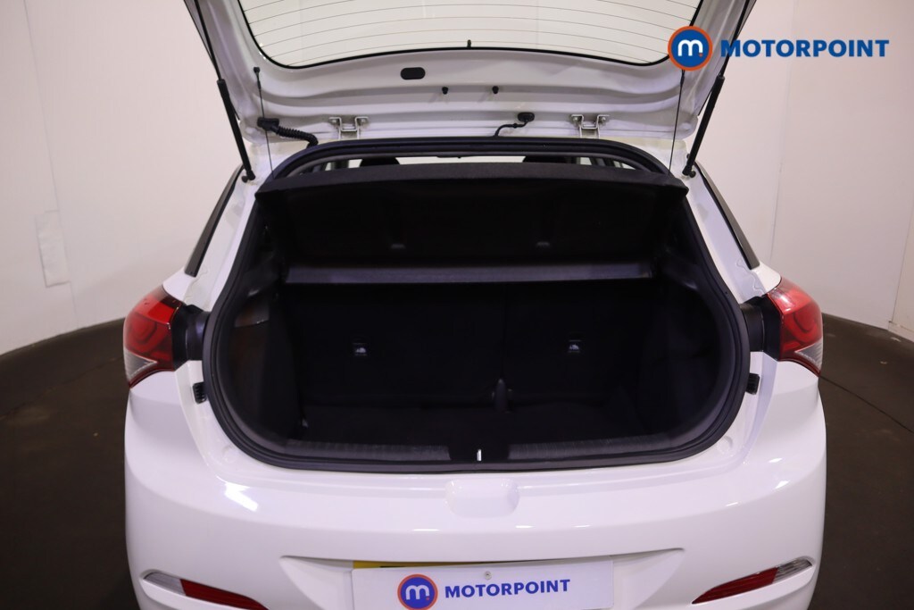 Used Hyundai i20 2016 for sale - 77590947: Photo 28