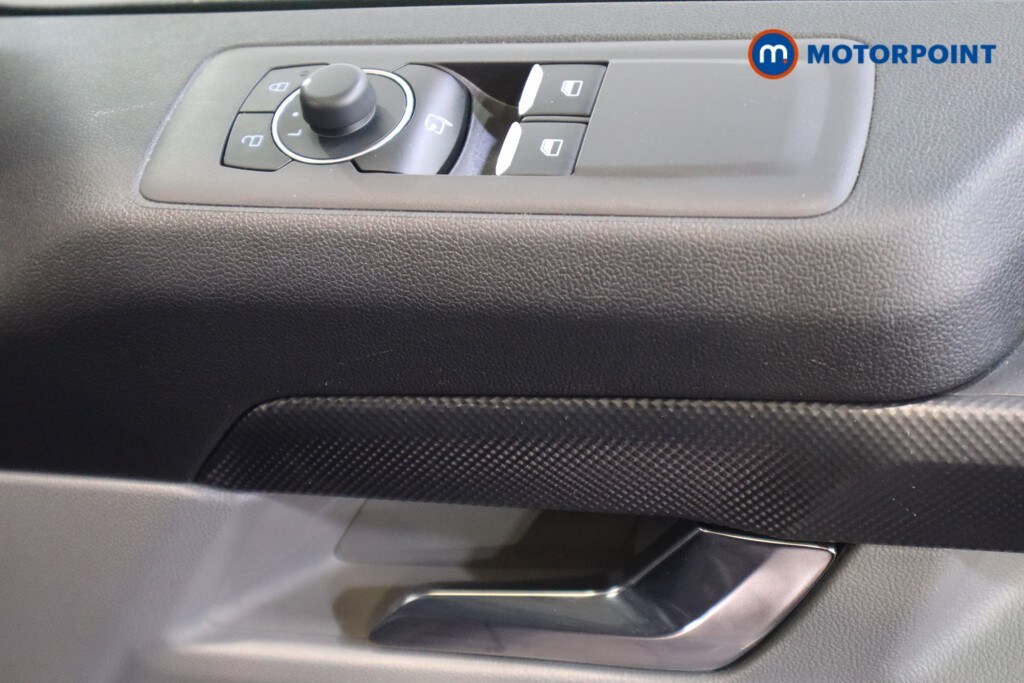 Used Ford Transit Custom 2024 for sale - 75985301: Photo 23